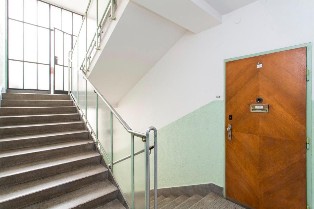 Studio Apartment - Tower Petrin Прага Екстериор снимка