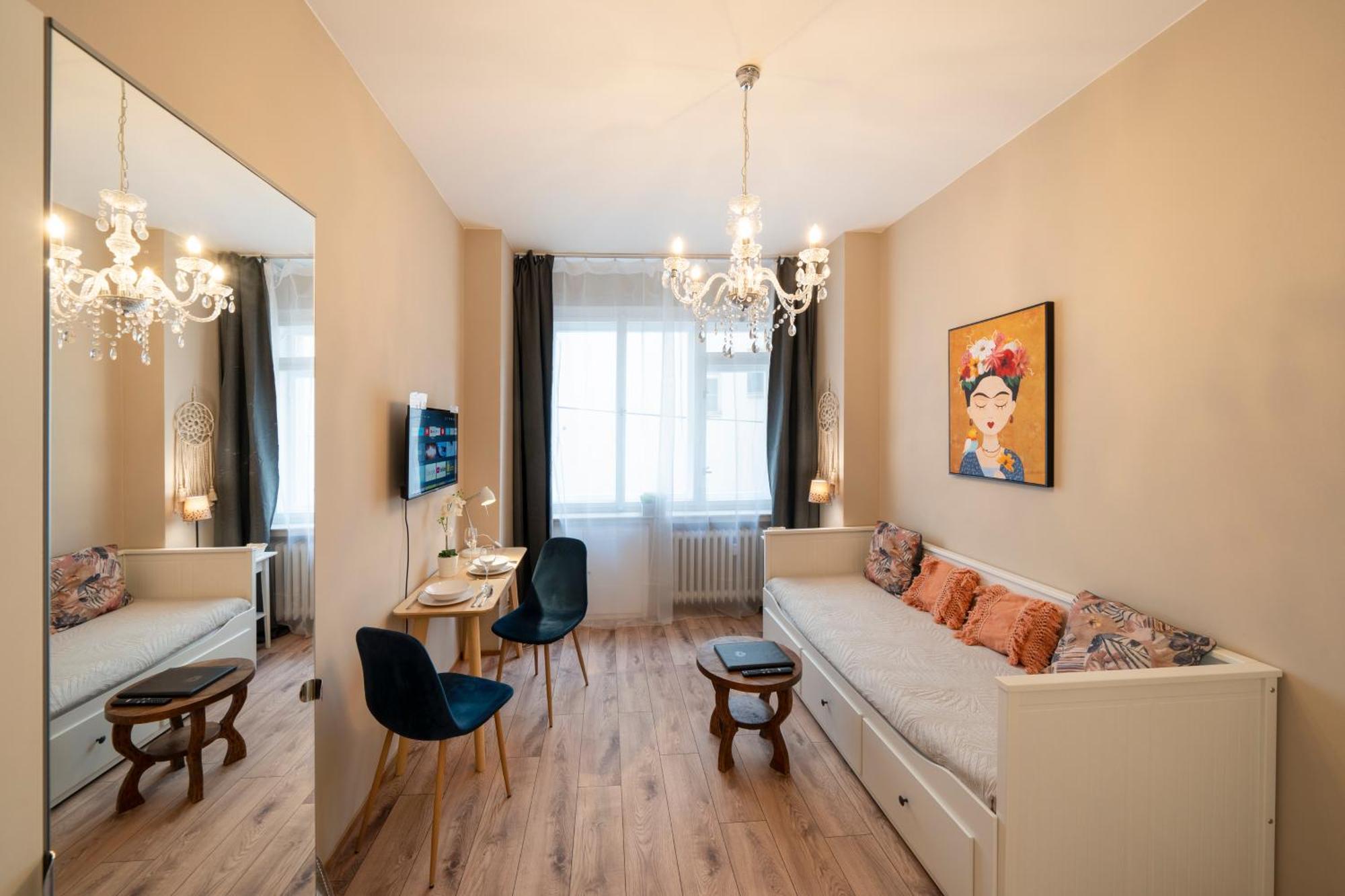 Studio Apartment - Tower Petrin Прага Екстериор снимка